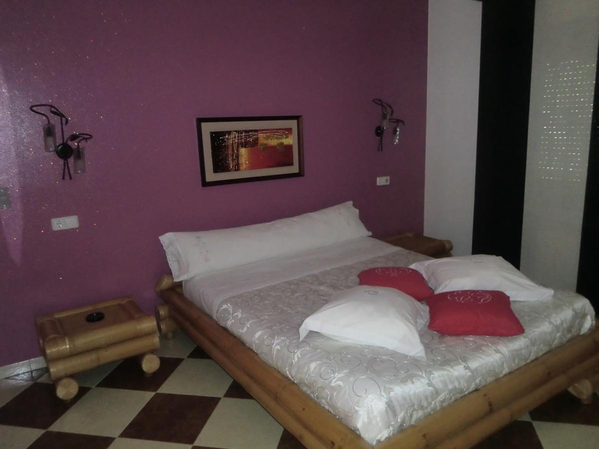Hotel Gasaqui Ayelo de Malferit Quarto foto
